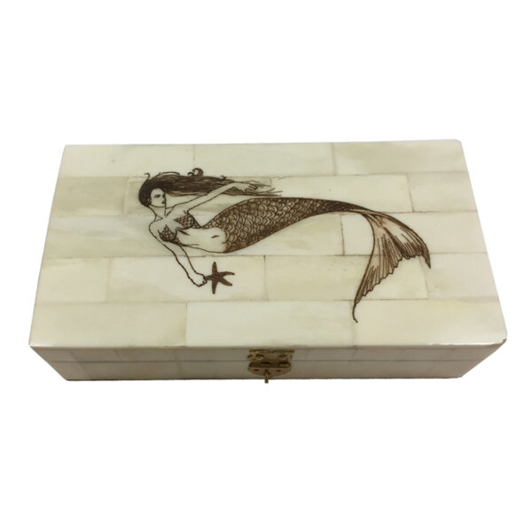 Scrimshaw/Bone & Horn Boxes Nautical 6-1/4″ Mermaid Collecting Sea Stars Scrimshaw Bone Box Antique Reproduction