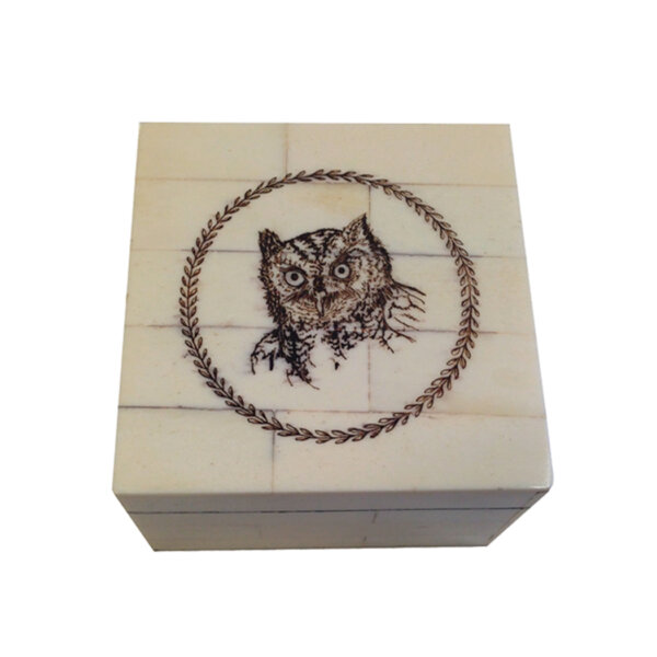 Scrimshaw/Bone & Horn Boxes Lodge Natural –  authentic ox bone tiles inlaid on a durable wood-composite base.