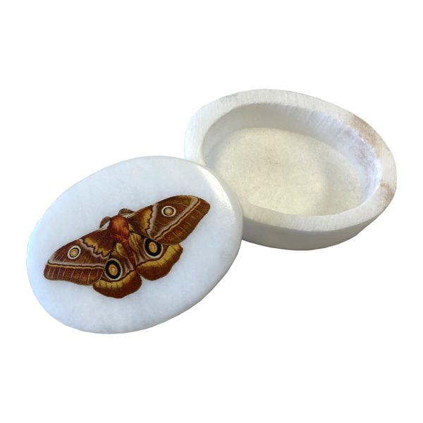 Decorative Boxes Botanical/Zoological 3″ Emperor Moth White Oval Soapstone Trinket-Jewelry Box