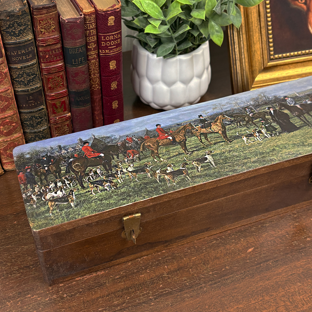 Writing Boxes & Travel Trunks Early American Equestrian Fox Hunt Writing Box with Accessories Writing Boxes & Travel Trunks Early American Equestrian Fox Hunt Writing Box with Accessories
