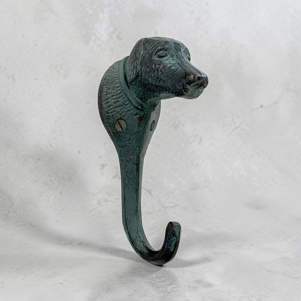 Lodge & Equestrian Decor Cabin/Lodge 5-1/2″ Cast Iron Dog Wall Hook, Green Patina ...